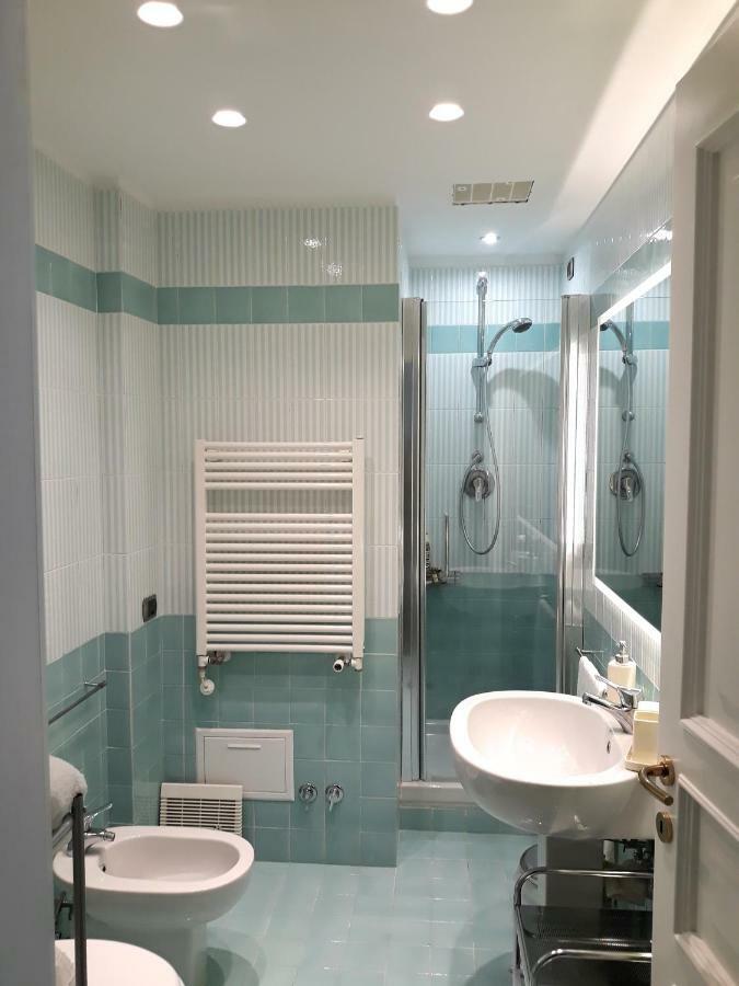 Ad Home Centro Genua Zewnętrze zdjęcie